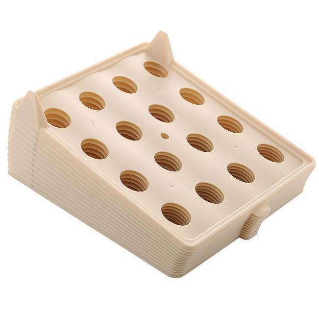 it's like a folding board that keeps your clothes neat and orderly and won't wrinkle