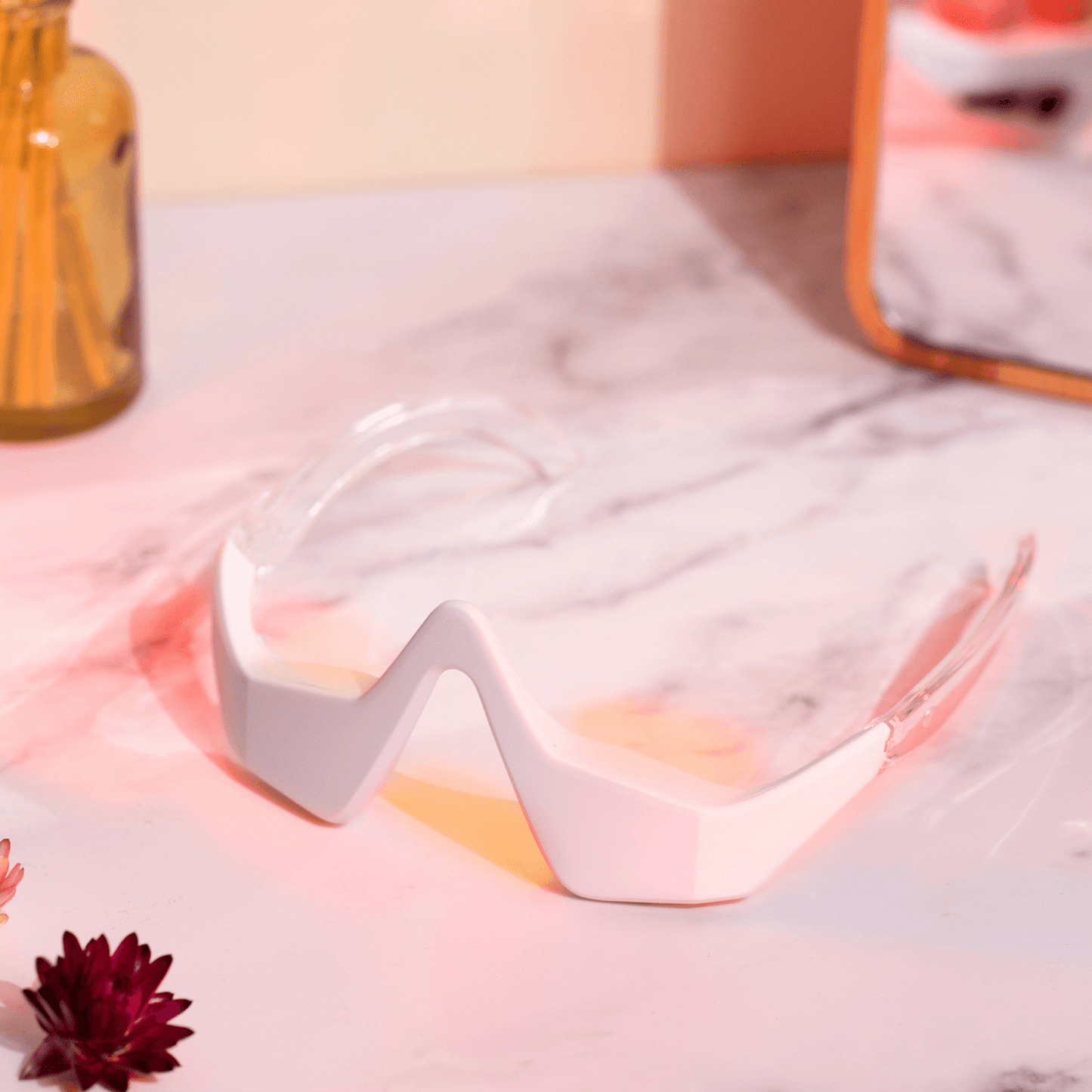 Lighteme Ultra Eyecare – Éliminez les cernes et les poches sous les yeux à la maison