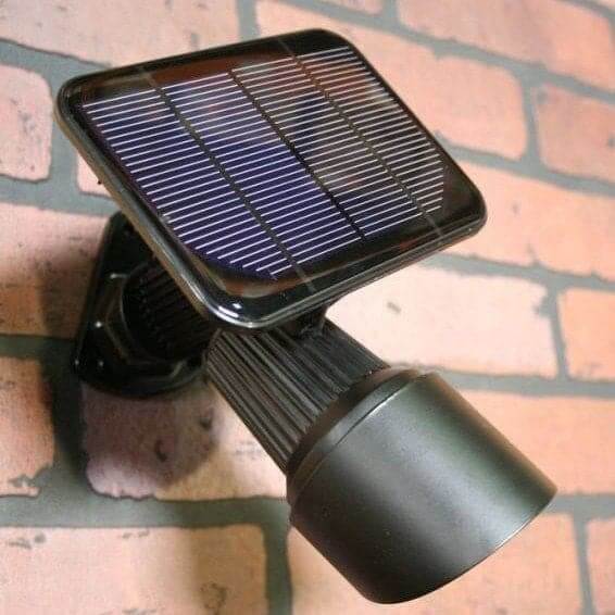 Lighteme Wall Mount | High Output | Solar Spot Light