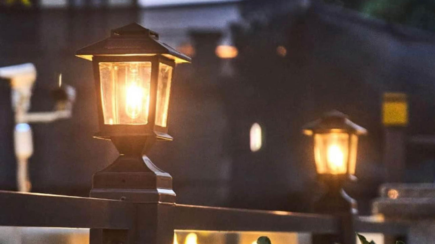 Solar Fence Cap Lights