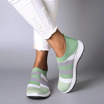 Ihrtrade Women Comfy Color Block Slip-On Running Sneakers