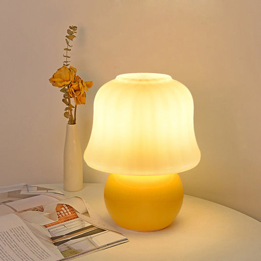 Lampe de table Lighteme en forme de champignon