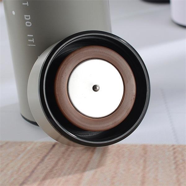 Bouteille d'eau Lighteme avec affichage LED de la température (5 couleurs)