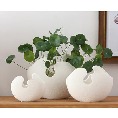 Lighteme Eggshell White Ceramic Planter