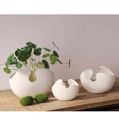 Lighteme Eggshell White Ceramic Planter