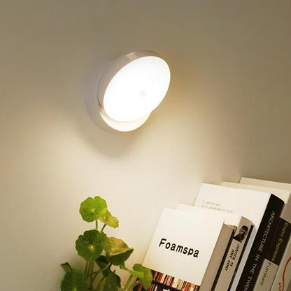 Veilleuse LED Lighteme avec détecteur de mouvement (2 couleurs)