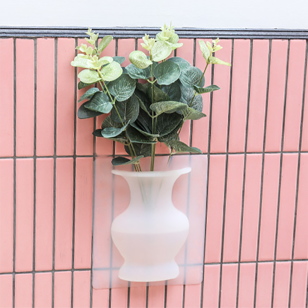 Bouteille Lighteme en silicone et caoutchouc à fleurs (3 couleurs)