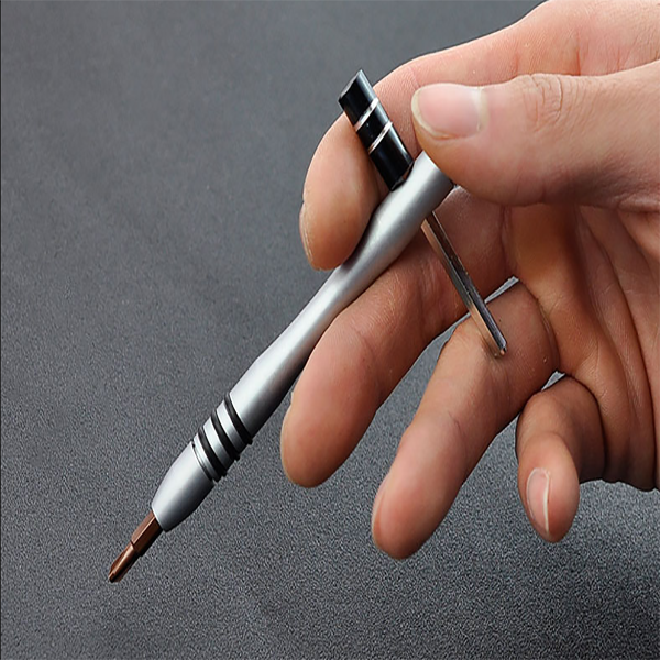 Jeu de tournevis Lighteme 60 en 1 (5 couleurs)