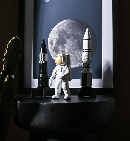 Ihrtrade The Greatest Model Ever - Space Shuttle (4 types) | Garden Light Solar,USB c Charger,Colored Contact Lenses | ihrtrade.tw