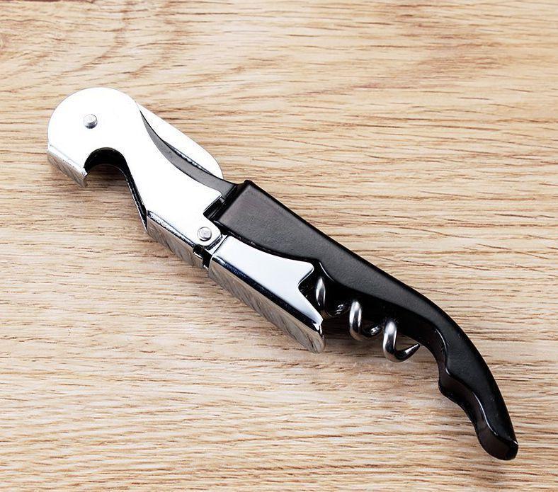 Features integrated of wine opener,beer opener and foil cutter