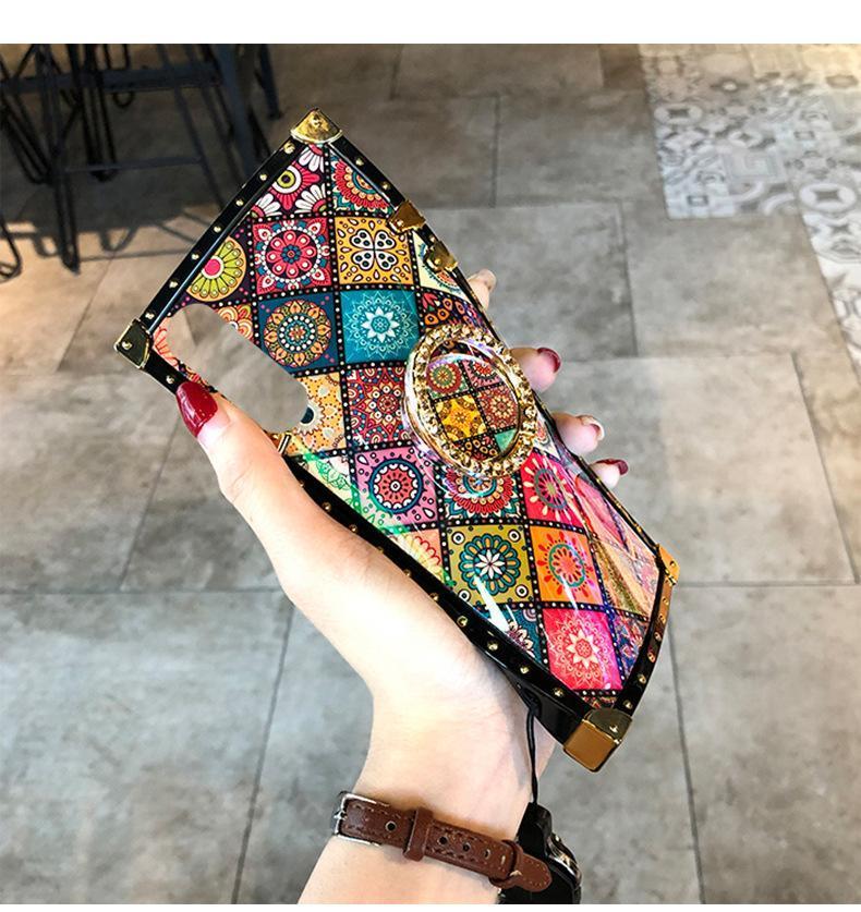 Étui de téléphone Lighteme de haute qualité avec cordon bohème et anneau