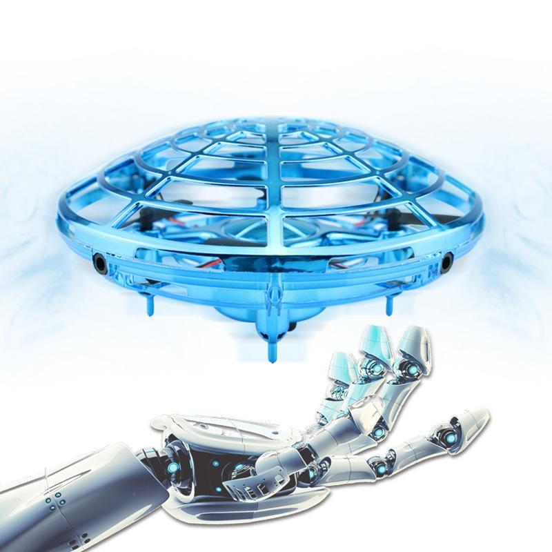 Four propellers ensure that it flies stably and keeps the balance in the air.