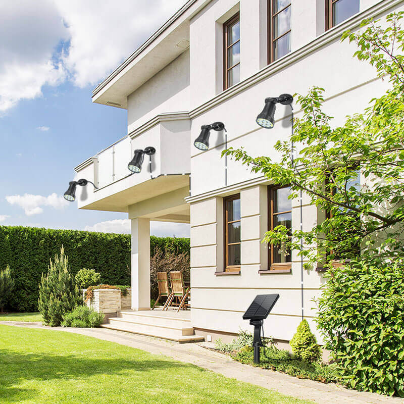 Projecteur solaire à LED Lighteme 100 lumens avec poteau (2 pièces)