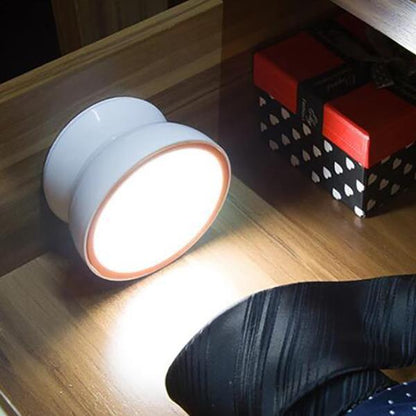 Veilleuse LED Lighteme avec détecteur de mouvement (2 couleurs)