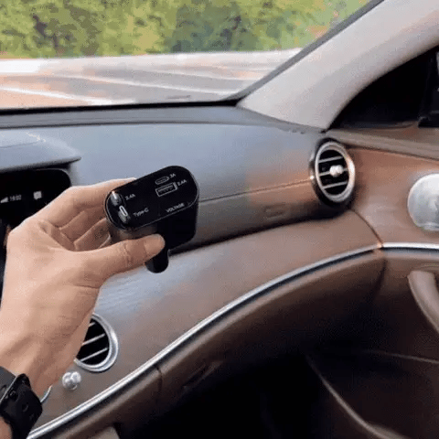 Chargeur de voiture rapide, pratique et polyvalent Lighteme 4 en 1
