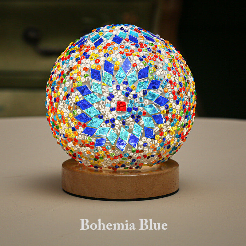 Lighteme Kreative wiederaufladbare Tischlampe aus Glas im Bohème-Stil
