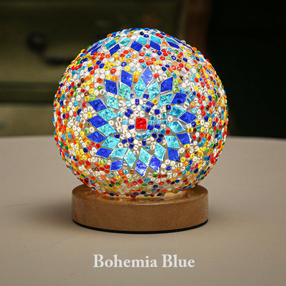Lighteme Kreative wiederaufladbare Tischlampe aus Glas im Bohème-Stil