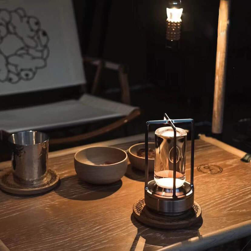 Lampe de table de camping Lighteme Cross