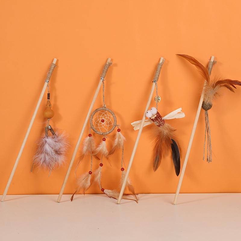 Lighteme Interaktiver Katzen-Spielstock aus grobem Holz (6 Varianten)