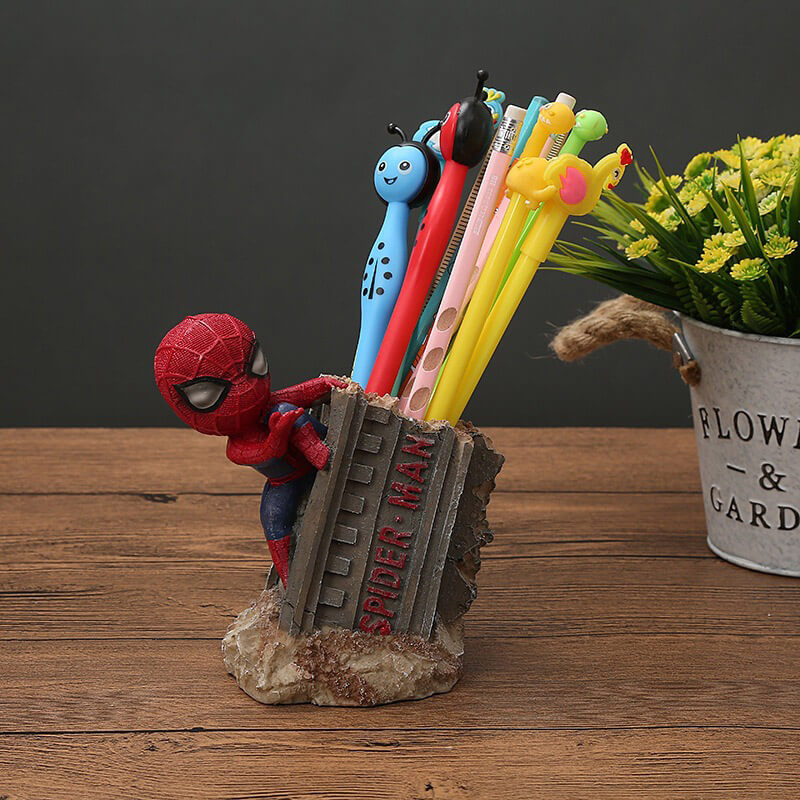 Lighteme Niedlicher Cartoon-Anime-Stifthalter