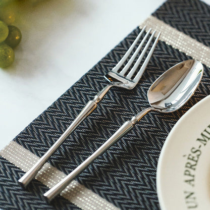 Ensemble de 4 couverts élégants en acier inoxydable Lighteme