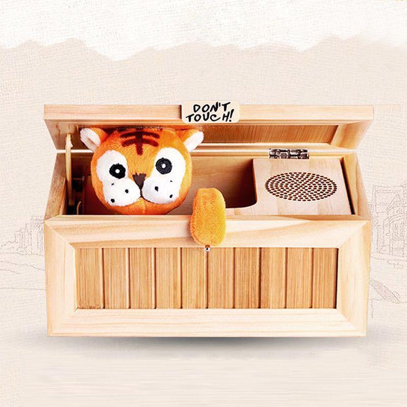 Lighteme New Electronic Useless Box with Sound Cute Tiger Toy