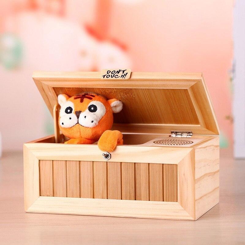 Lighteme New Electronic Useless Box with Sound Cute Tiger Toy