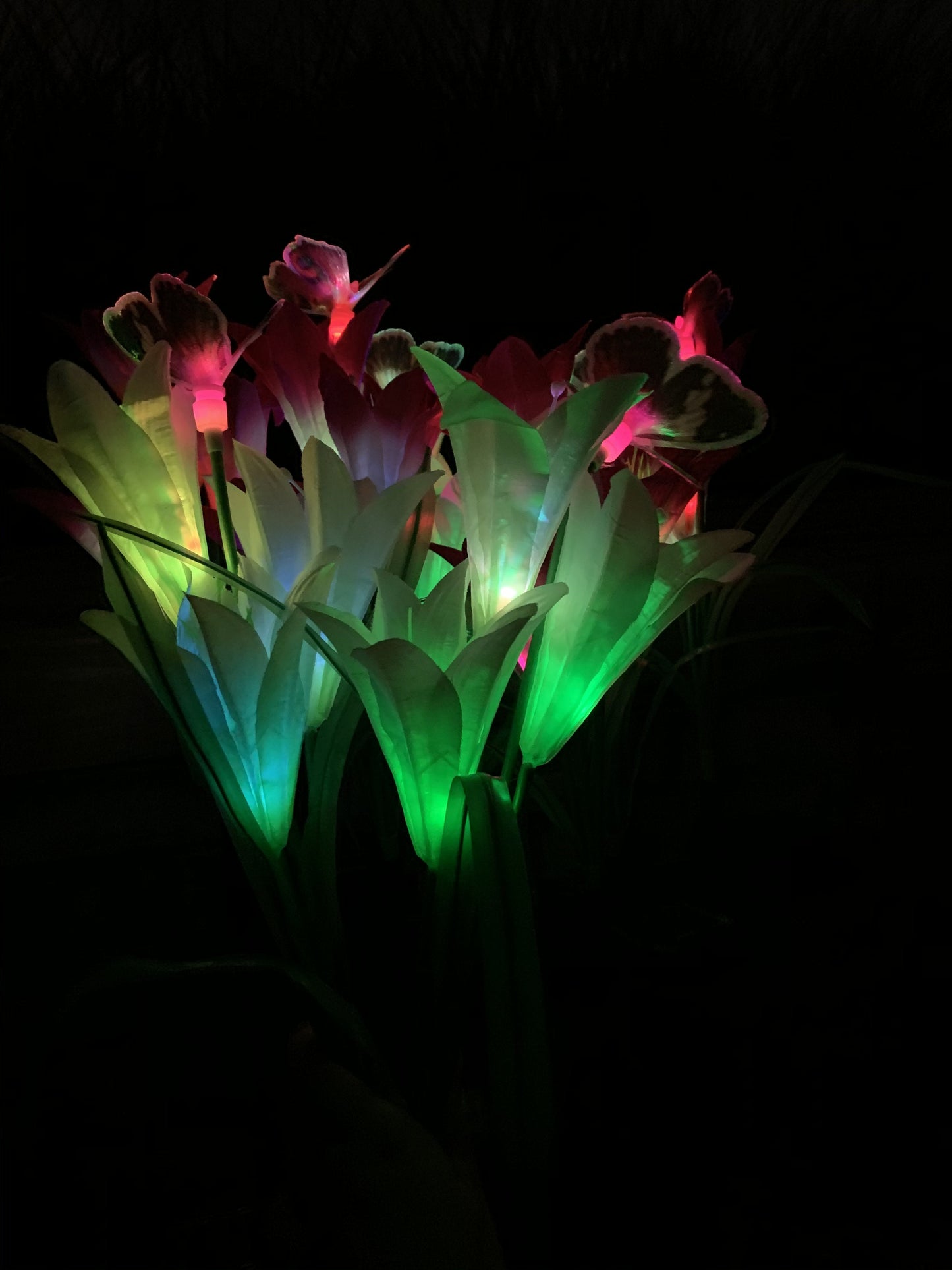 Ihrtrade Artificial Lily Solar Garden Stake Lights (1 Pack of 4 Lilies) | Garden Light Solar