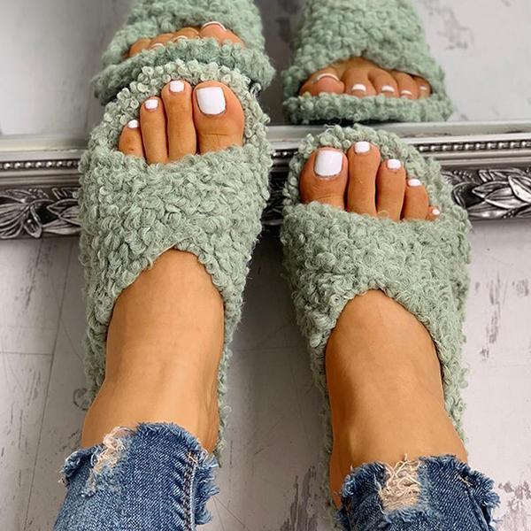Ihrtrade Joobesty Solid Fluffy Crisscross Design Flat Slippers