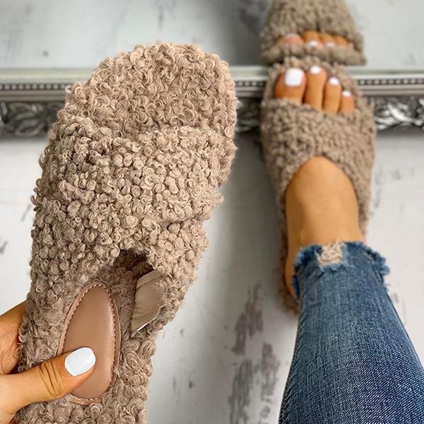 Ihrtrade Joobesty Solid Fluffy Crisscross Design Flat Slippers