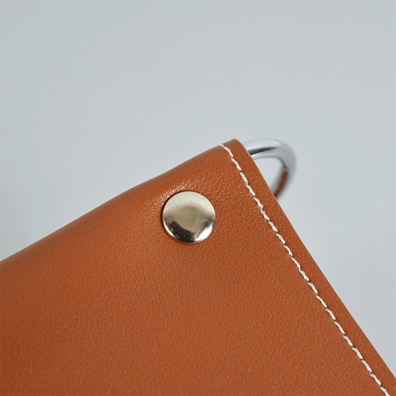 Lighteme Schreibtischaufbewahrung aus Leder