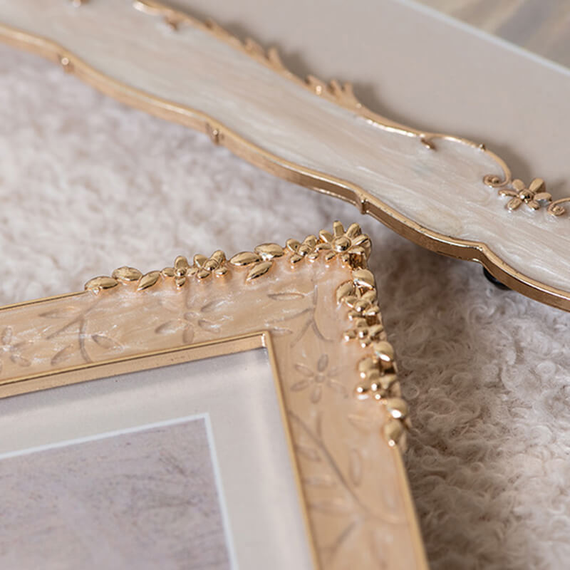 Cadre photo créatif en métal Lighteme Light Luxury Retro