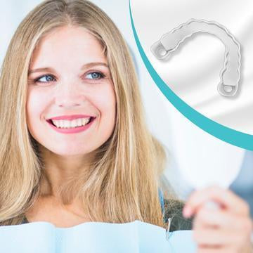 It is DESIGNED to look like a NATURAL SET OF TEETH.