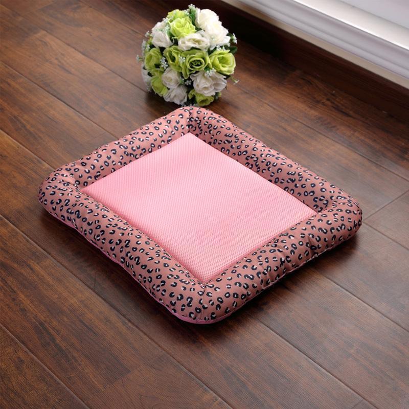 Lighteme Non-Slip Rectangle Dog Cushion Mat (2 colrs & 4 sizes)