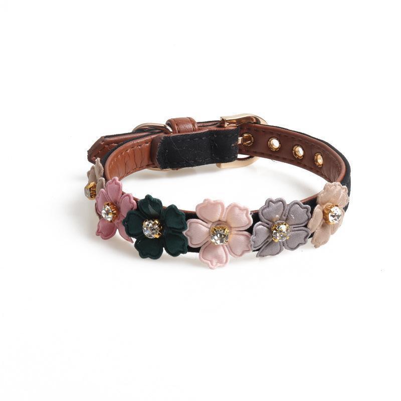 Lighteme PU Hundehalsband mit Blumenmuster (4 Farben &amp; 2 Größen)