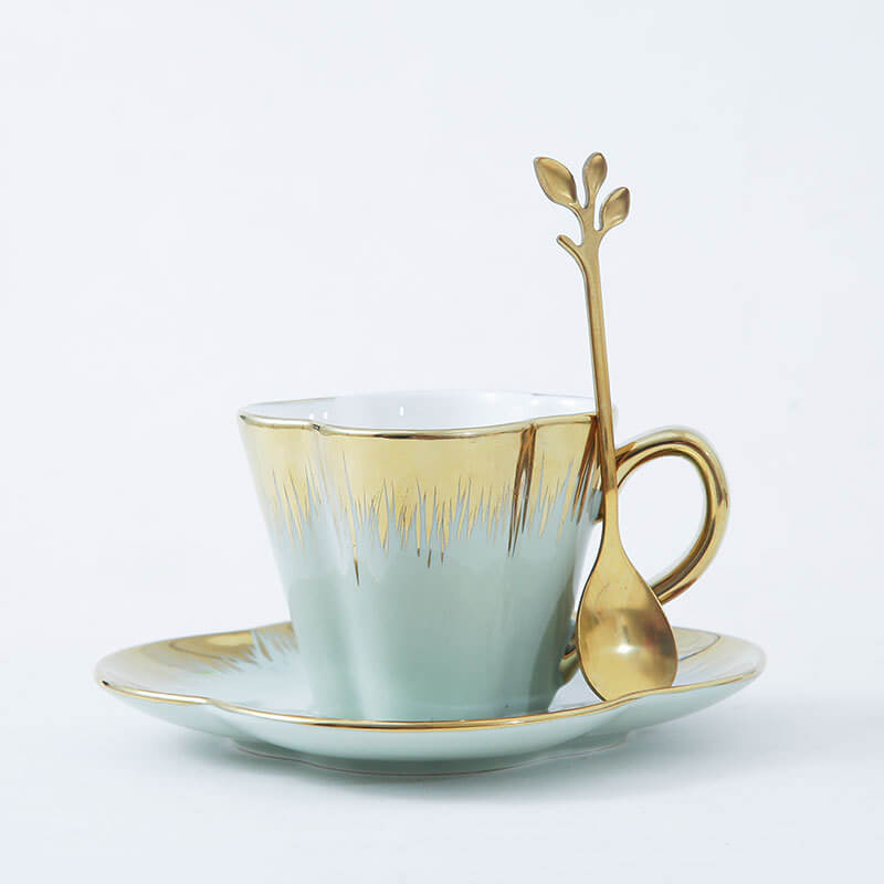 Tasse et soucoupe en céramique Lighteme Petal Gold Edge