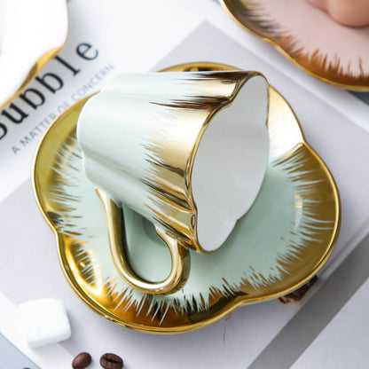Tasse et soucoupe en céramique Lighteme Petal Gold Edge