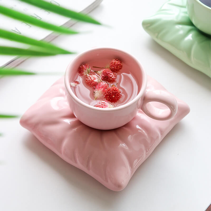 Tasse et soucoupe en céramique Lighteme Pillow