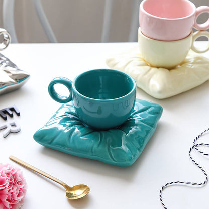 Tasse et soucoupe en céramique Lighteme Pillow