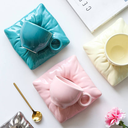 Tasse et soucoupe en céramique Lighteme Pillow