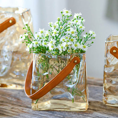 Lighteme Pleated Bag Glass Vase