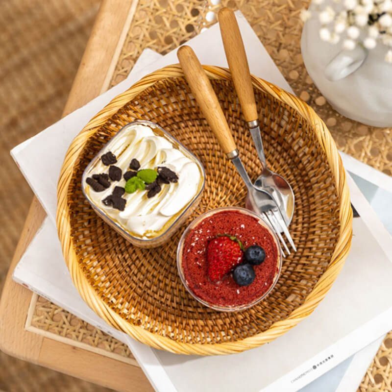 Panier de rangement en rotin Lighteme