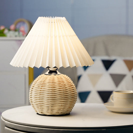 Lighteme Rattan Plissee Tischlampe