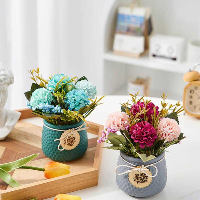 Lighteme Embossed Ceramic Potted Plant