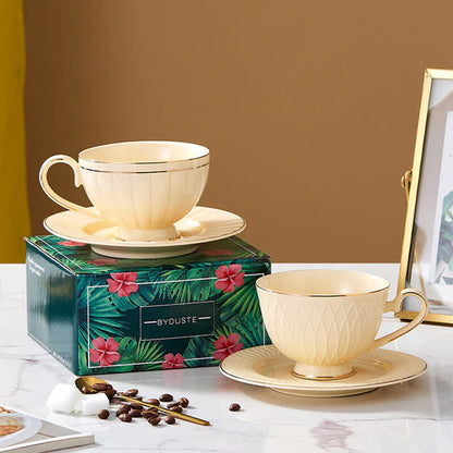 Ensemble tasse à café et soucoupe rétro en céramique Lighteme