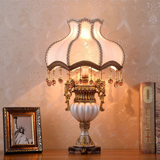 Lampe de table rétro en tissu Lighteme