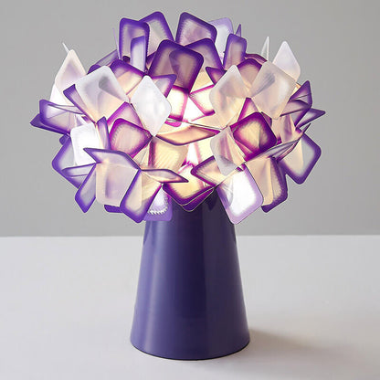 Lighteme Romantic Petal Table Lamp