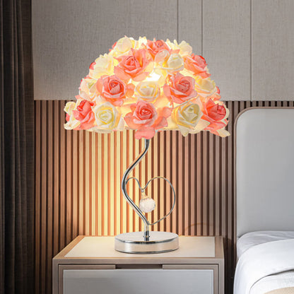 Lampe de bureau Lighteme en cristal rose