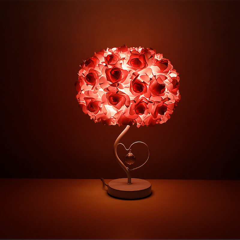 Lampe de bureau Lighteme en cristal rose