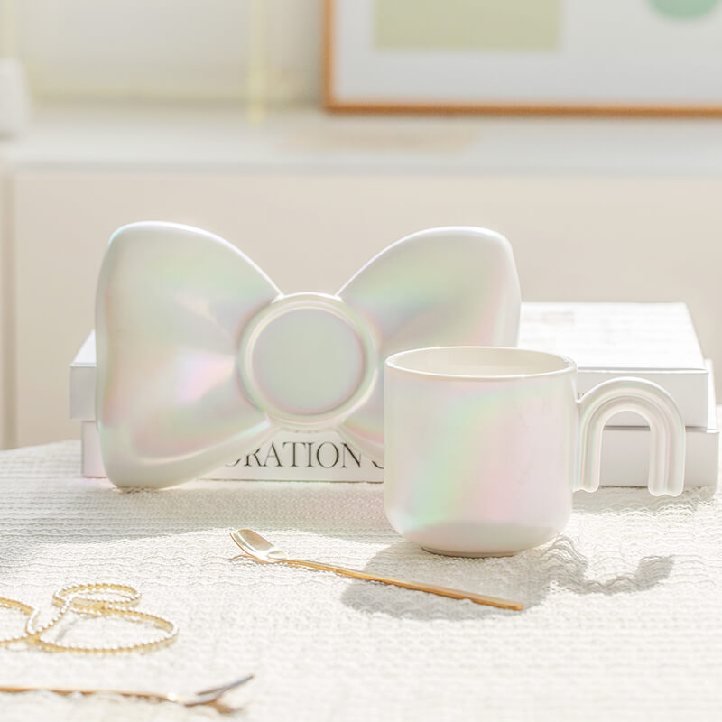 Tasse et soucoupe en céramique Lighteme Spring Bowknot